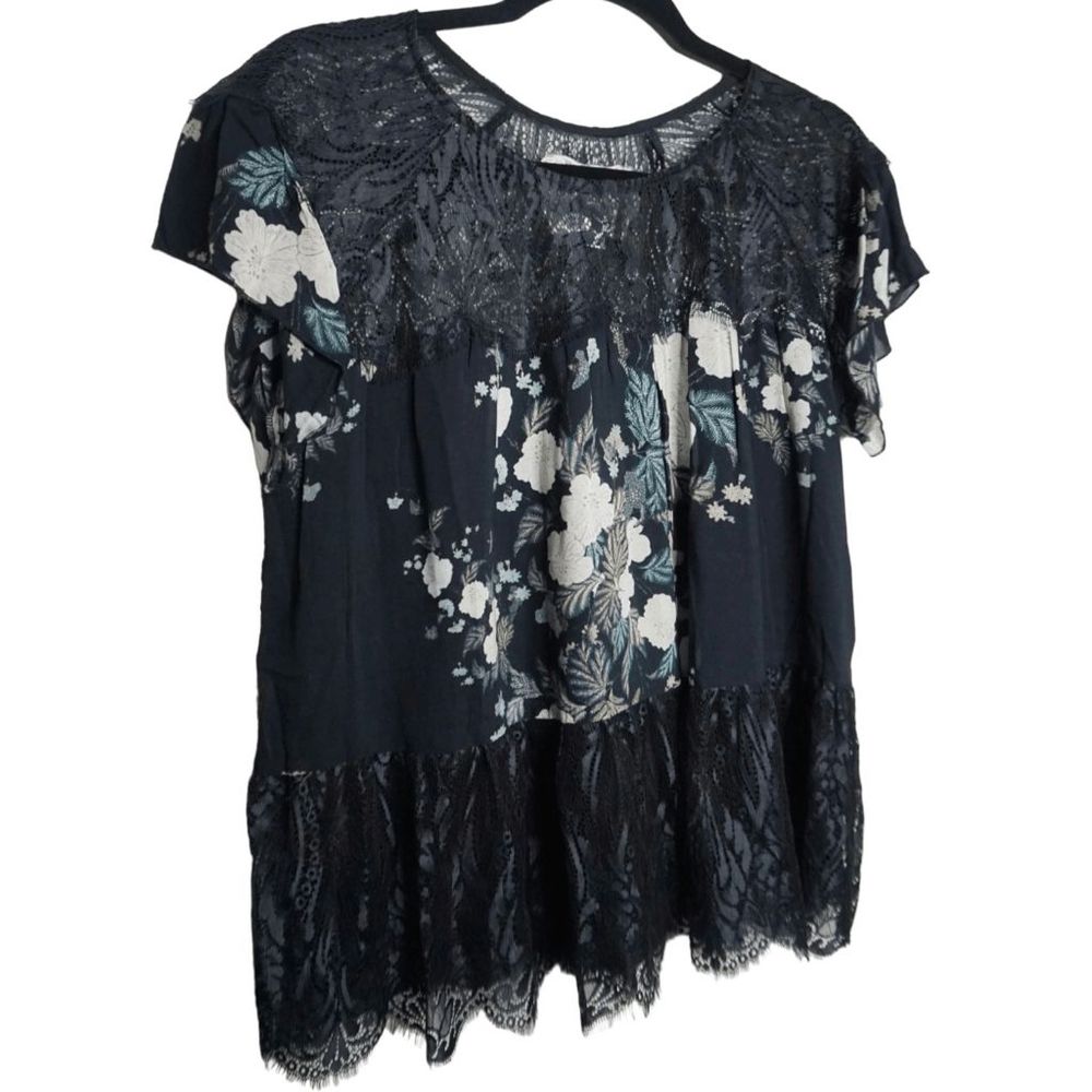 Johnny Was love Black Floral Lace Rayon Short Sleeve Top Blouse Sz Small Women's